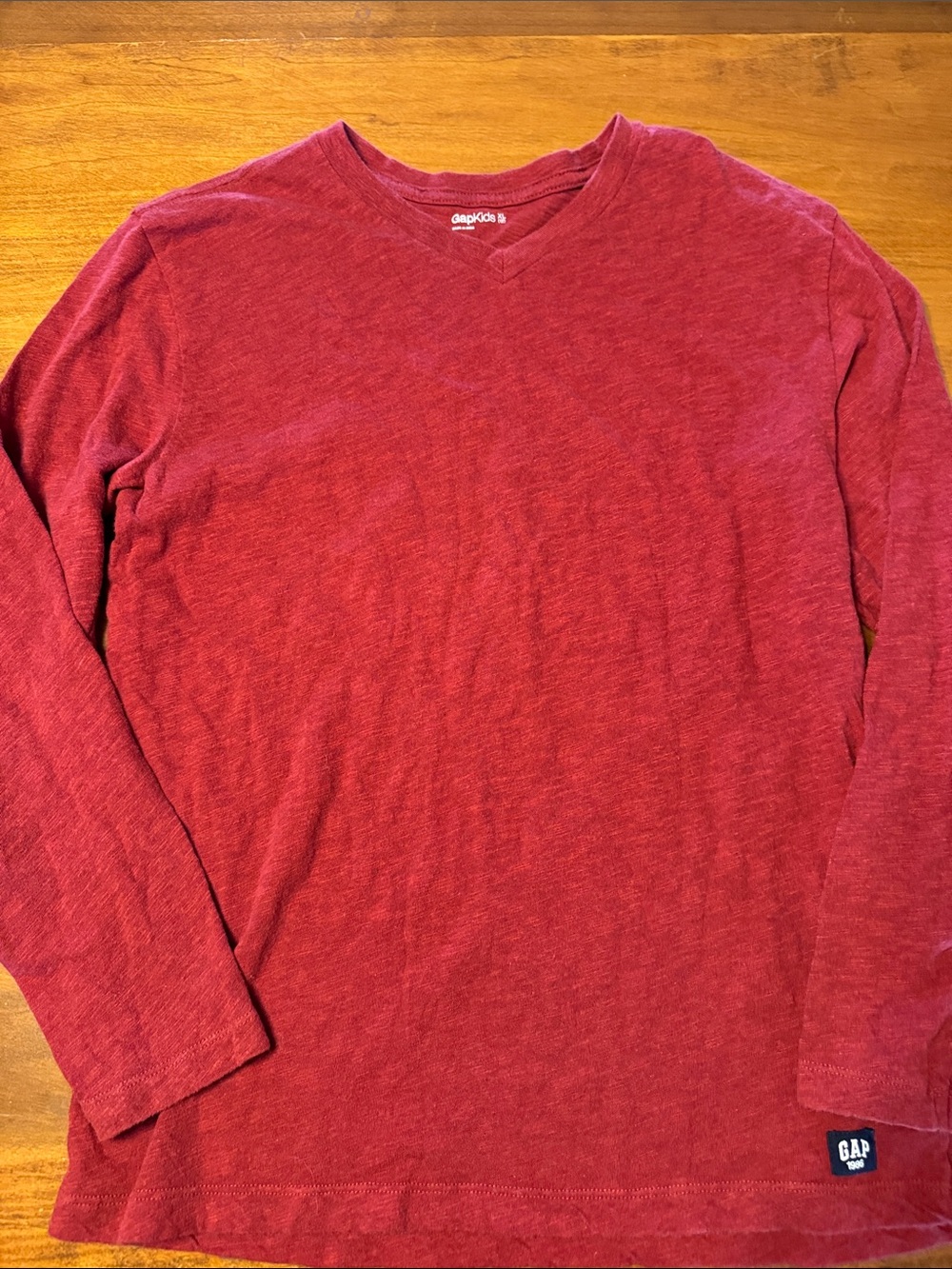 GAP Kids Heathered Red Long Sleeve V‑Neck Tee